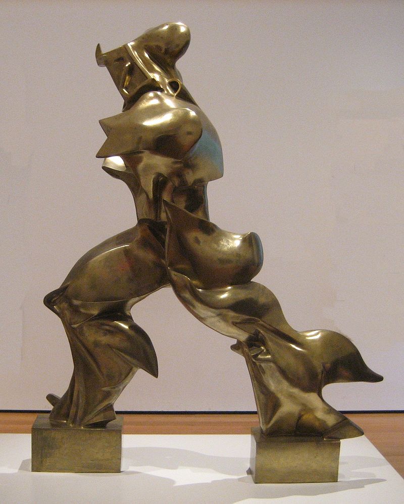 800px-'Unique_Forms_of_Continuity_in_Space',_1913_bronze_by_Umberto_Boccioni