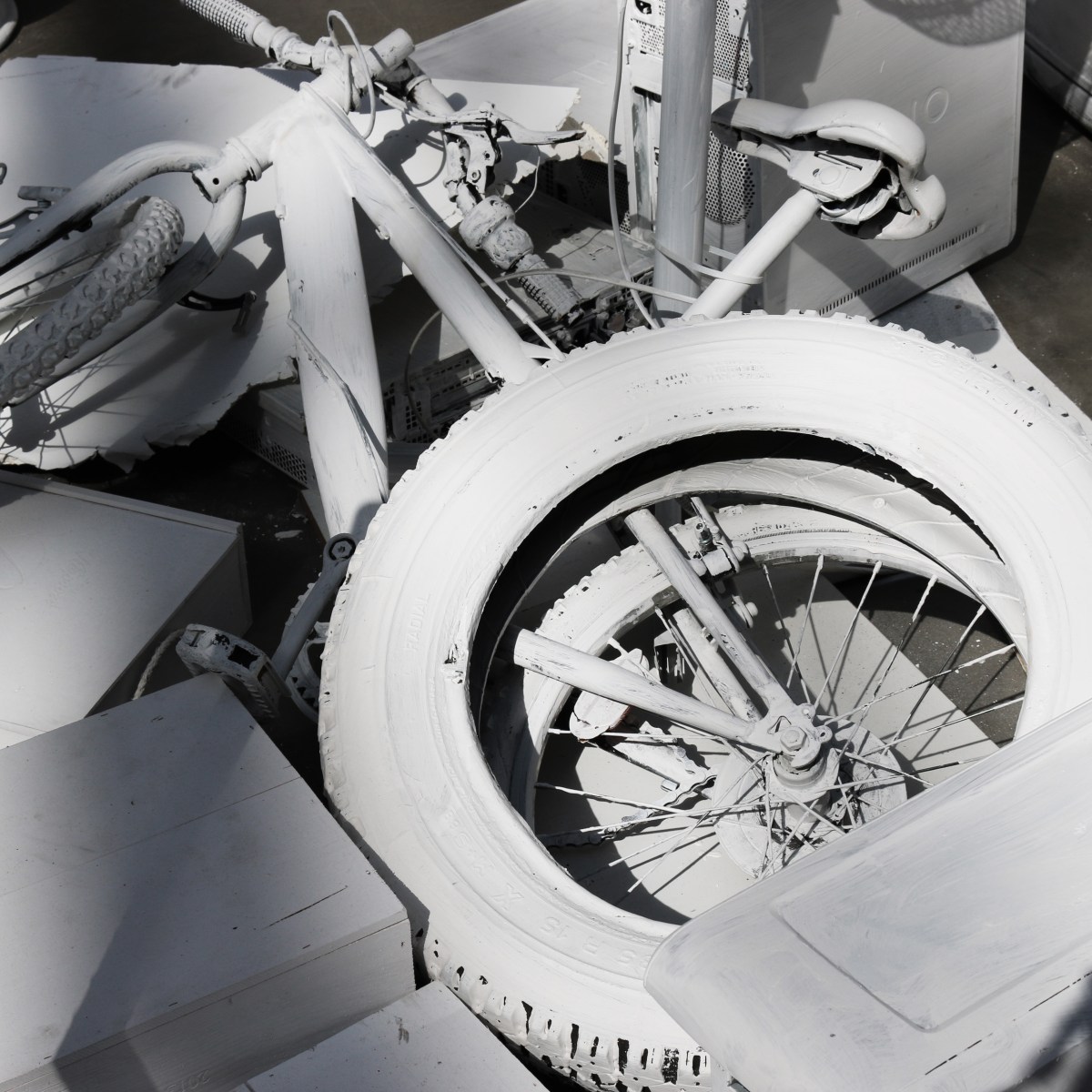 VHILS – Nhà “khảo cổ” đô thị đương&nbsp;đại